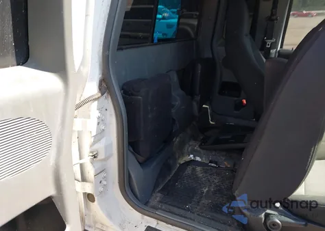 2005 Ford Ranger Edge/Fx4 Level Ii/Fx4 Off-Road/Xlt from USA, damaged, VIN 1FTZR45E15PA37226